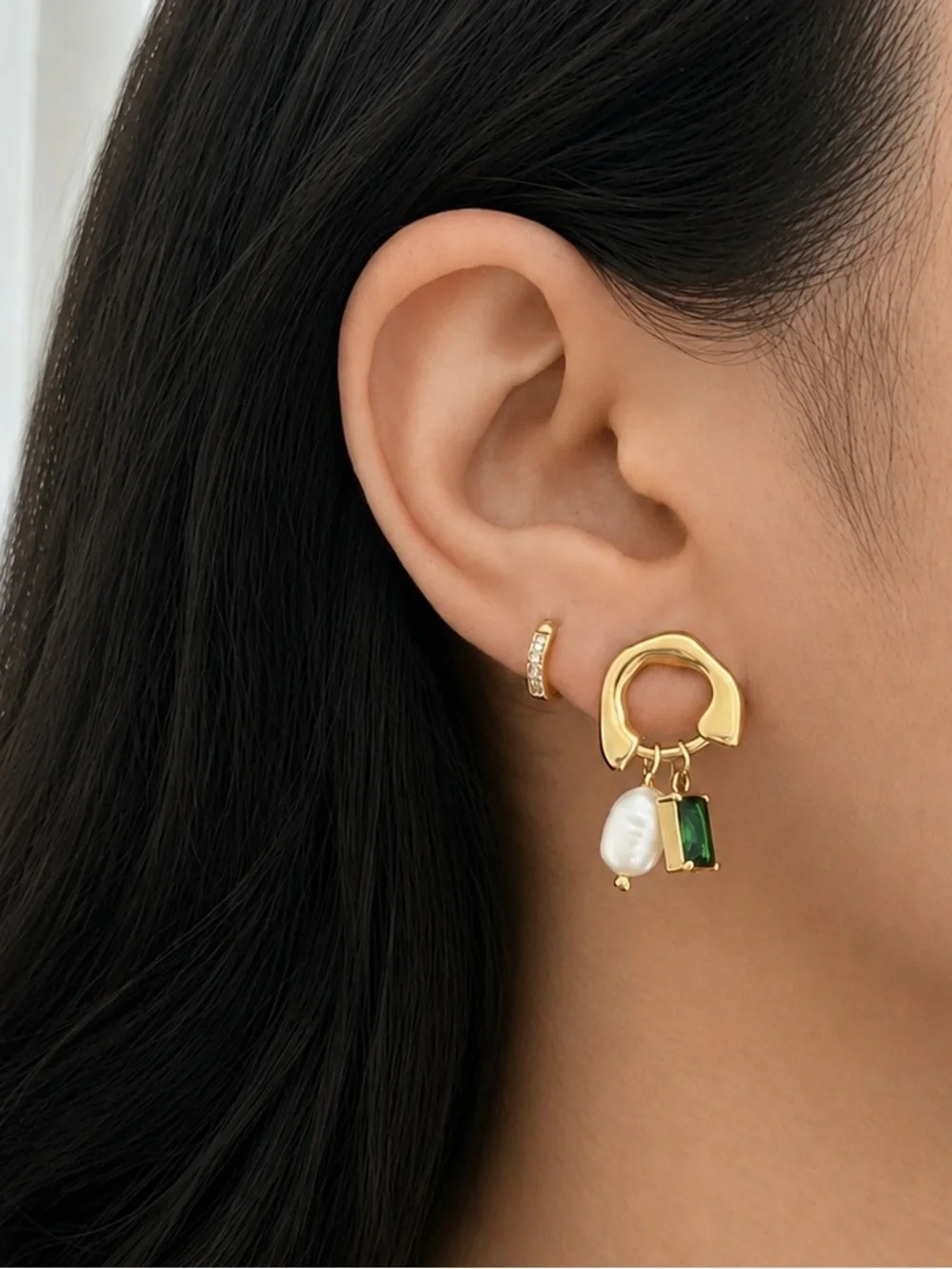 18K Gold Green Stone Pearl Drop Earrings